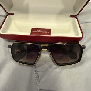 Stylish Black Sunglasses